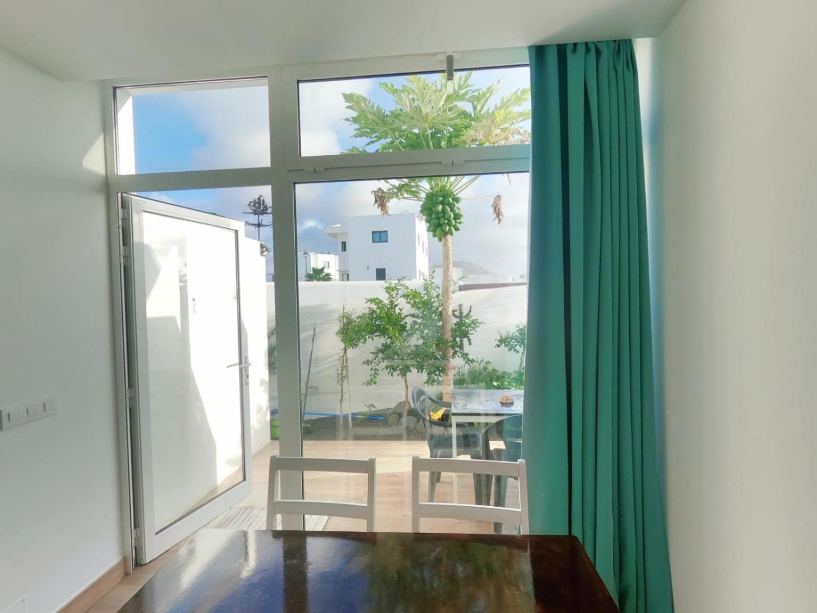 Jardin Del Mar Apartment Tinajo Exterior photo
